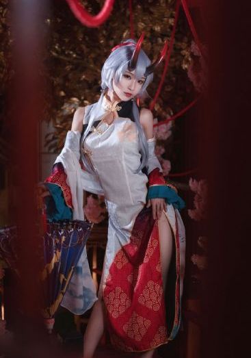 宝马x1进口和国产价格_十万网红美女美酱