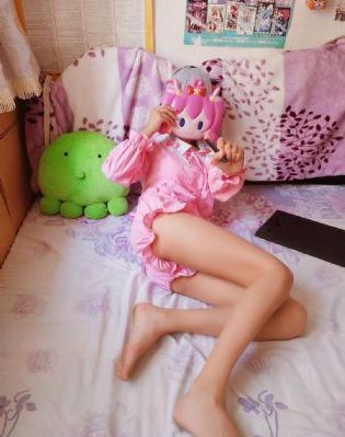 欧美萝莉av色_在线观看视频